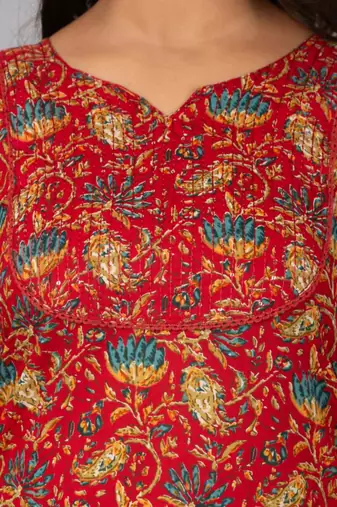 Straight kurta with thread work at neck & pant