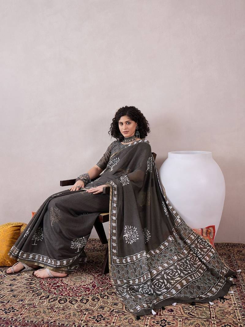 women grey linen dabu printed saree