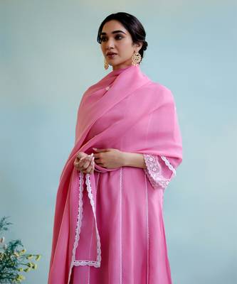 Pink Muslin Embroidery Kurta Set 5