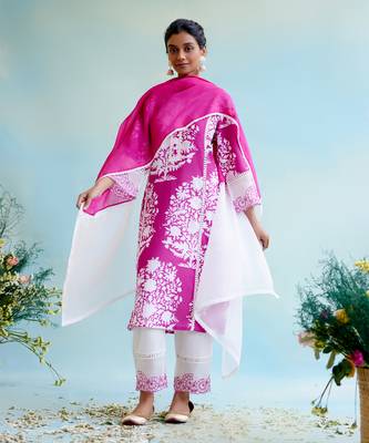 Cranberry floral printed kurta Set 4