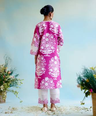 Cranberry floral printed kurta Set 5