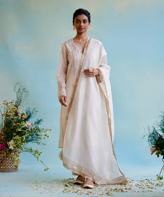 Gold zari crushed stripe tissue kurta Set 1