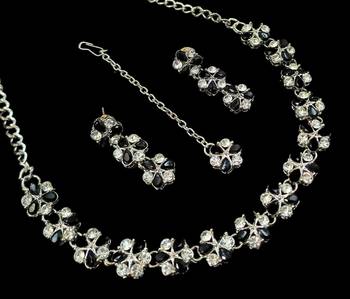Neacklesh  set moti  kundan 1