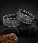 Women silver-plated pearl beaded bangles