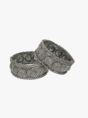 Women silver-plated pearl beaded bangles 3