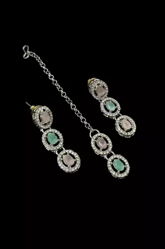 Neacklesh  set moti  kundan
