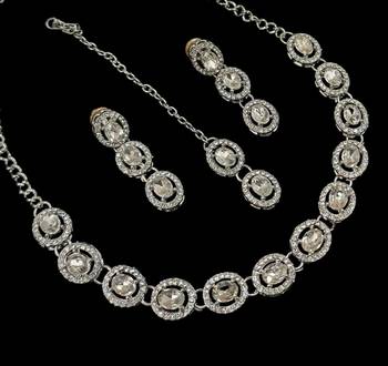 Neacklesh  set moti  kundan 1