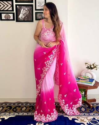 Magenta Bollywood Embroidered Georgette Saree With Blouse Piece 3