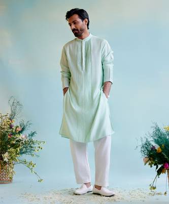 Minty dream pintuck kurta 1