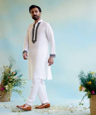 White embroidered kurta with narrow pants 4