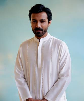 White lily gota kurta with narrow pants 2