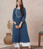 Embroidered a-line kurta with intricate beadwork and side pocket.