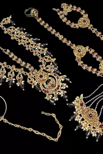 Neacklesh  set moti  kundan