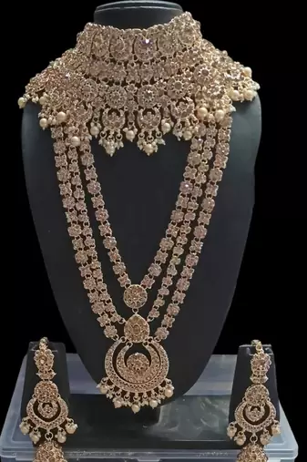 Neacklesh  set moti  kundan