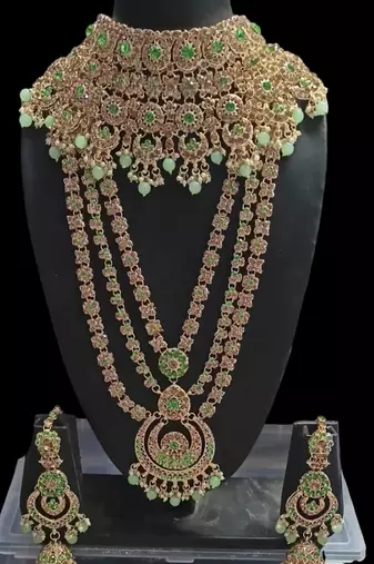 Neacklesh  set moti  kundan
