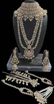 Neacklesh  set .moti  ,kundan 1