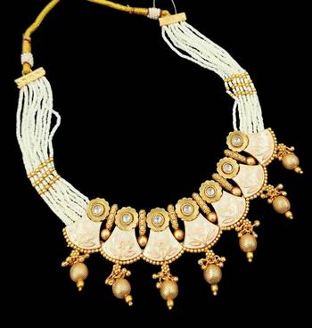 Neacklesh  set .moti  ,kundan 2