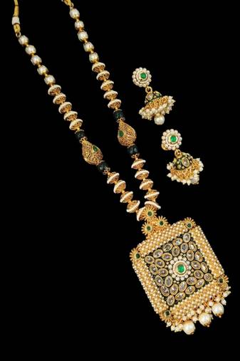 Neacklesh  set .moti  ,kundan
