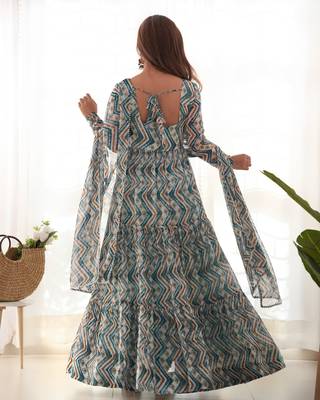 Fox Georgette Zigzag Print Fabric Fully Flair Anarkali Kurti With Dupatta Pent 4