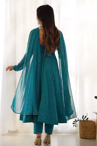 Fox Georgette Laheriya Print Fabric Fully Flair Anarkali Kurti Dupatta And Pent