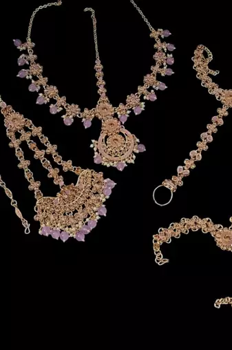 Neacklesh  set moti  kundan
