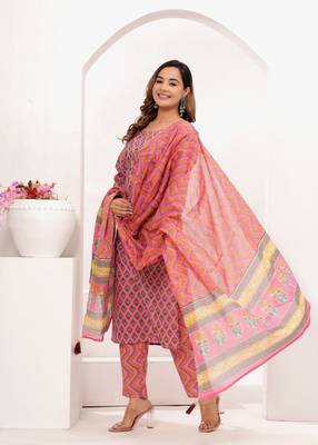 Pink  hand block print cotton kurta pant with dupatta 5