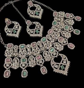 Neacklesh  set moti  kundan 1