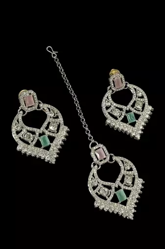 Neacklesh  set moti  kundan