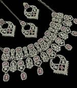 Neacklesh  set .moti  ,kundan