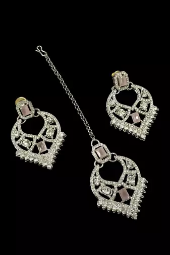 Neacklesh  set moti  kundan