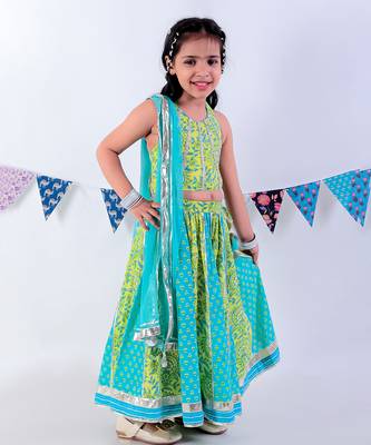 Green cotton lehanga and choli with dupata ethnic set 4