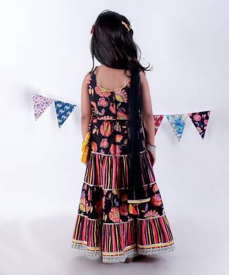 Black cotton lehanga and choli with dupata ethnic set 4
