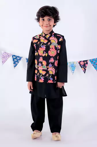 Black kurta and pyjama with jacket ethnic set