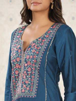 Blue Embroidered Work Chanderi Viscose Fabric Straight Kurta, Pant and Dupatta Set 4