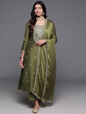 Embroidered Work Chanderi Viscose Fabric Straight Kurta, Pant and Dupatta Set 1