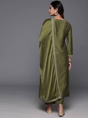 Embroidered Work Chanderi Viscose Fabric Straight Kurta, Pant and Dupatta Set 2