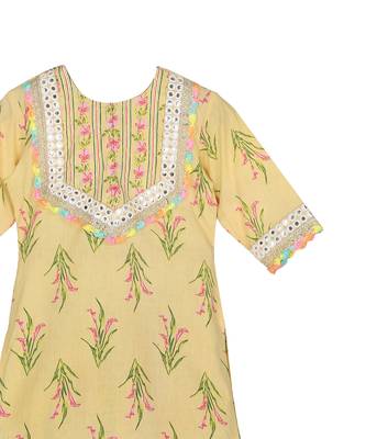 Yellow  block printed  kurta set 4
