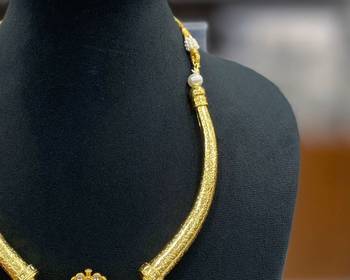 Hasli necklace set with matching earrings meenakari work, kundan stones, gold polish, adjustable drawstring 3