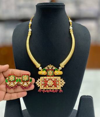 Hasli necklace set with matching earrings meenakari work, kundan stones, gold polish, adjustable drawstring 1