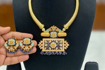 Hasli necklace set with matching earrings meenakari work, kundan stones, gold polish, adjustable drawstring 2