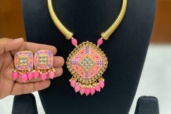 Hasli necklace set with matching earrings meenakari work, kundan stones, gold polish, adjustable drawstring 2