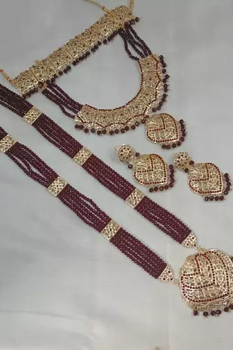 Neacklesh  set moti  kundan