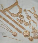 Neacklesh  set .moti  ,kundan