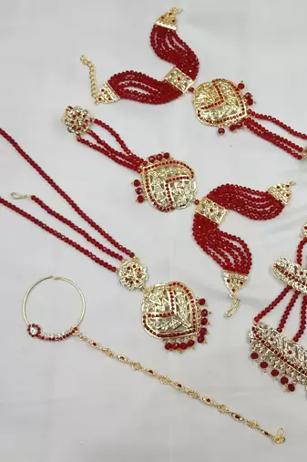 Neacklesh  set moti  kundan