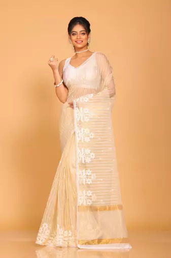 Orzanga stripe embroidery saree (beige)