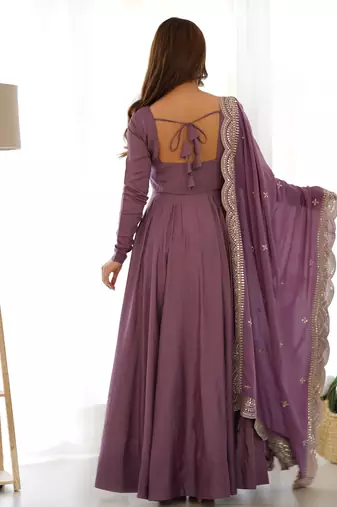 Roman Silk Chanderi Fabric Fully Flair Gown With Dupatta And Pent