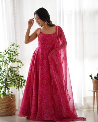 Women's Hot Pink Chiffon Bandhej Anarkali Kurta Set 3