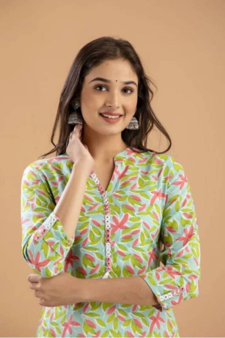 New Beautiful Green Straight Kurti