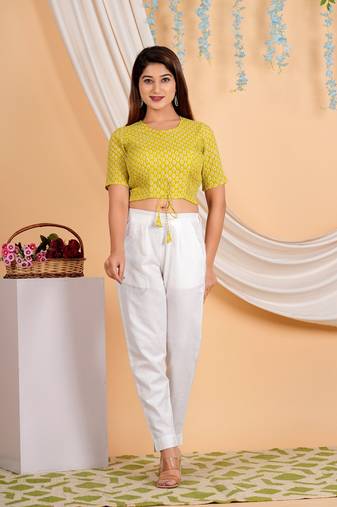 Women's Cotton Geomatrical Printed Regular Blouse Green