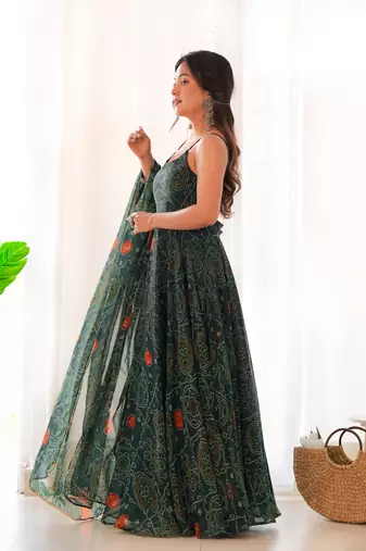 Lightweight Chiffon Fabric Bandhej Print Fully Flair Gown With Dupatta And Pent